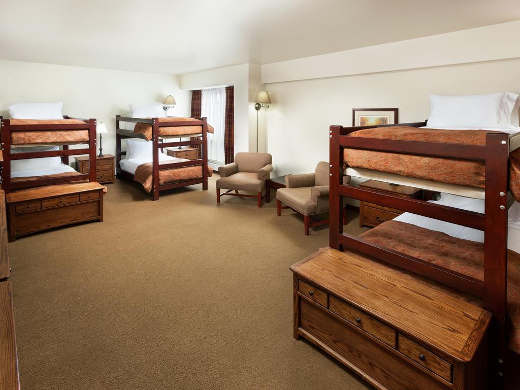 Alta'S Rustler Lodge Bagian luar foto