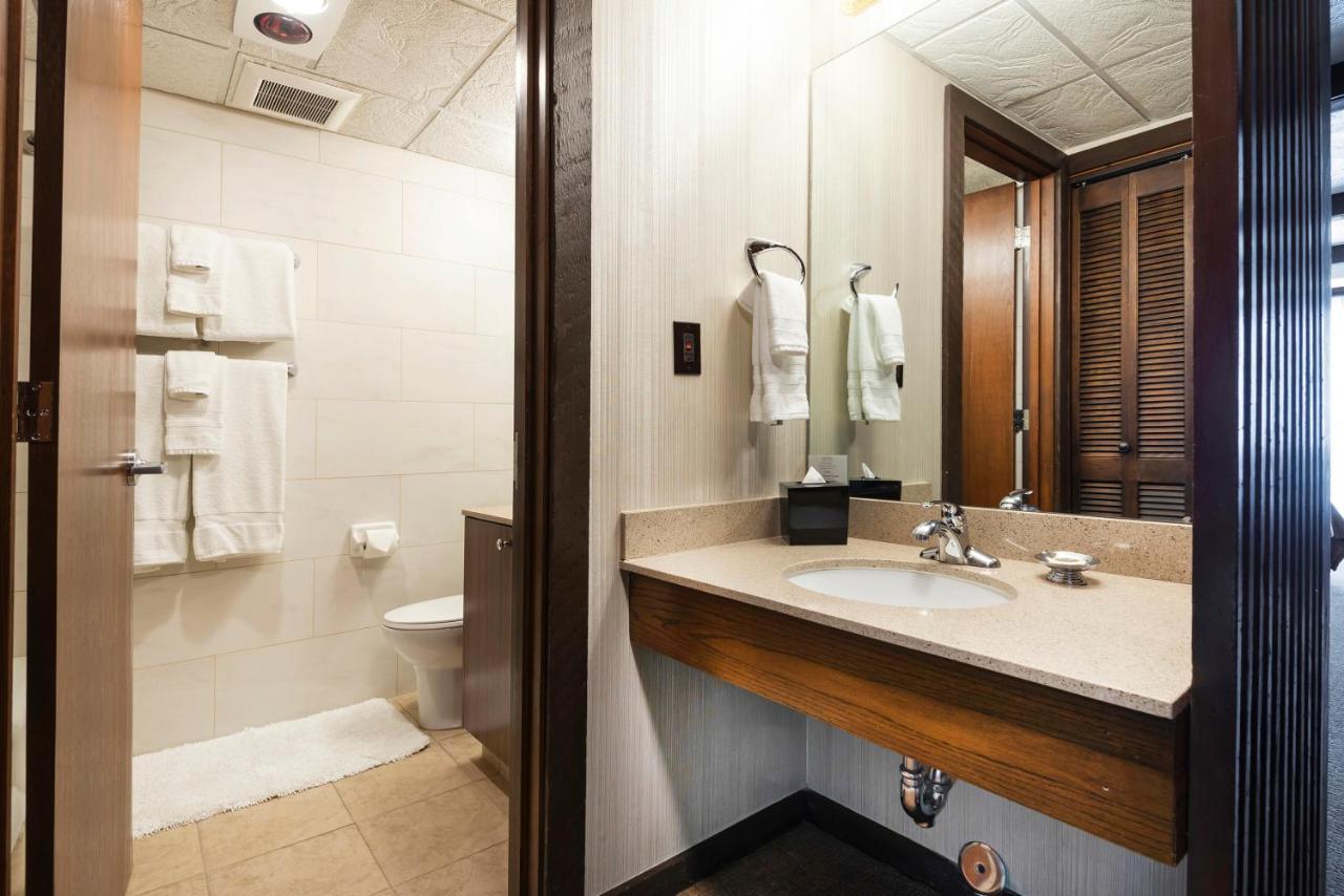 Alta'S Rustler Lodge Bagian luar foto