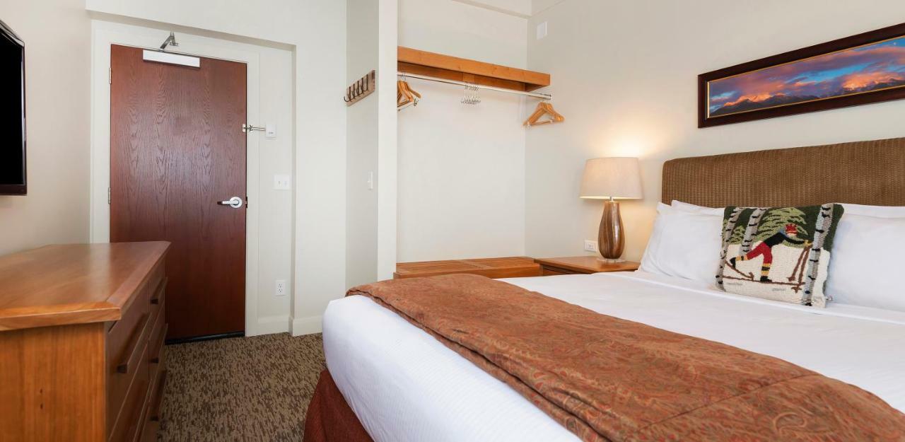 Alta'S Rustler Lodge Bagian luar foto