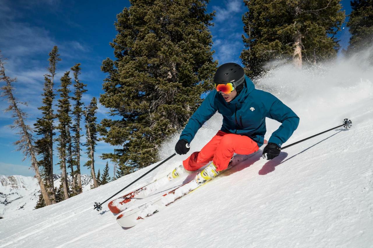 Alta'S Rustler Lodge Bagian luar foto